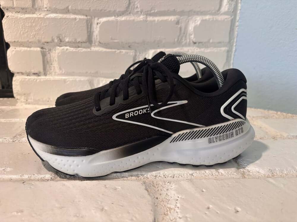 Brooks Glycerin GTS 21 Running Shoes, Women’s size 10, Black White